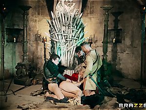 smashing the queen on of the iron throne one last time